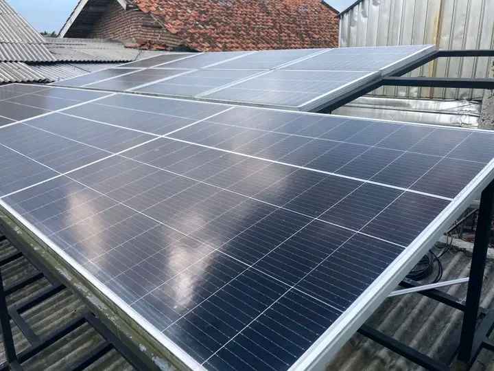 Panel Surya Arduino